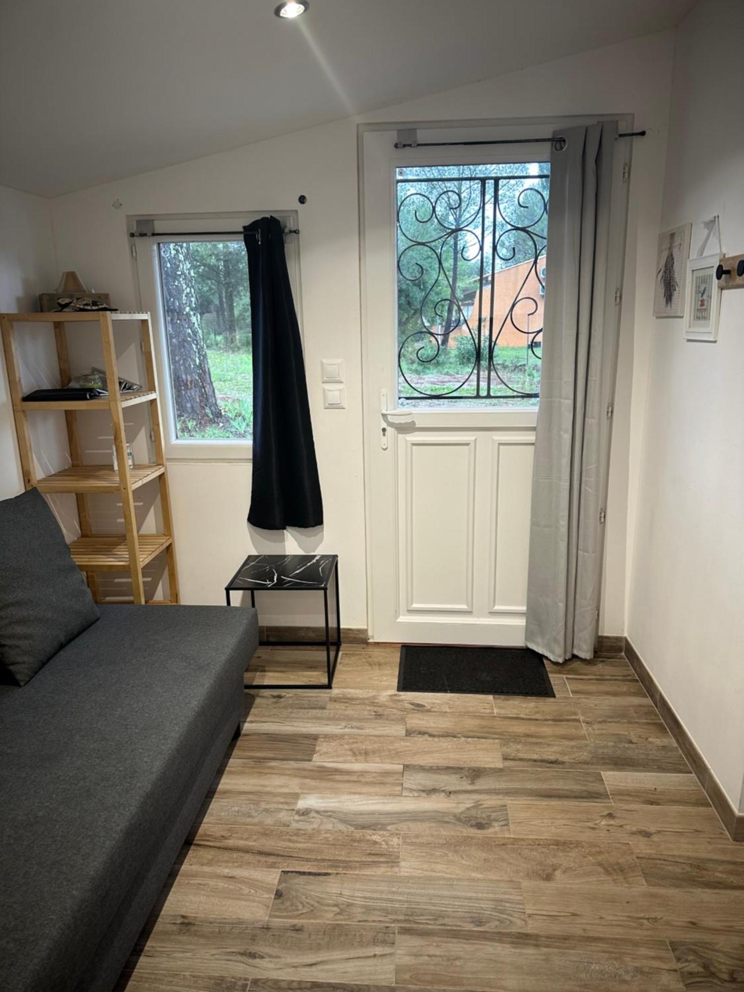 La Maisonnette De Chantecoucou Le Cannet-des-Maures Exteriör bild